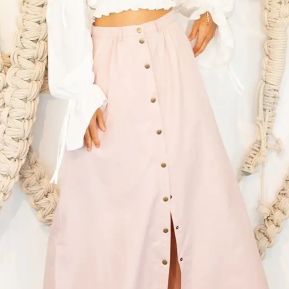 Button Down Skirt - Picture 2 of 8